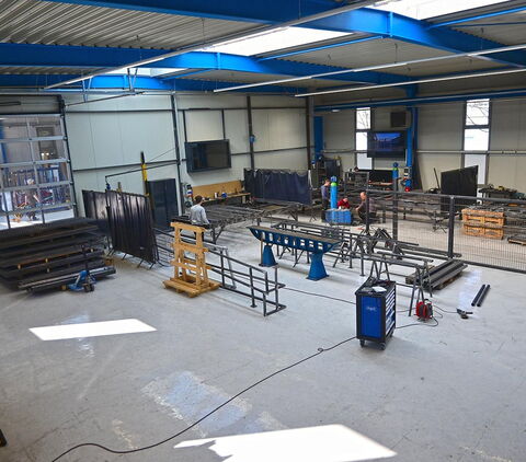 Schiebetor ohne Laufschiene